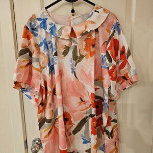 Blouse peter pan collar